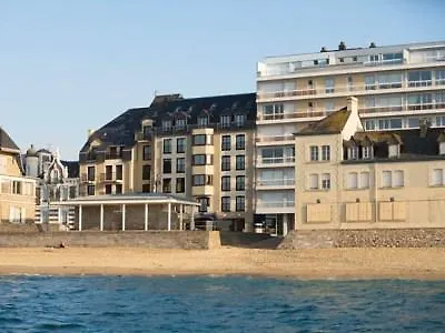 Escale Oceania Saint Malo Hotel
